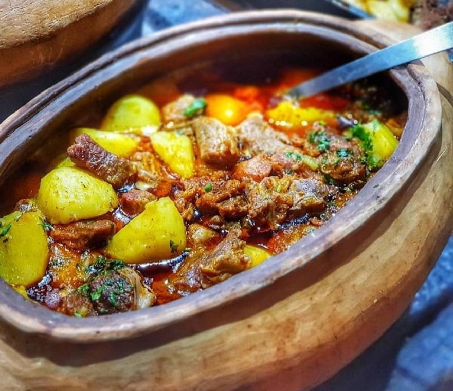 Langa Stana Hotel Curtea de Argeş Екстериор снимка
