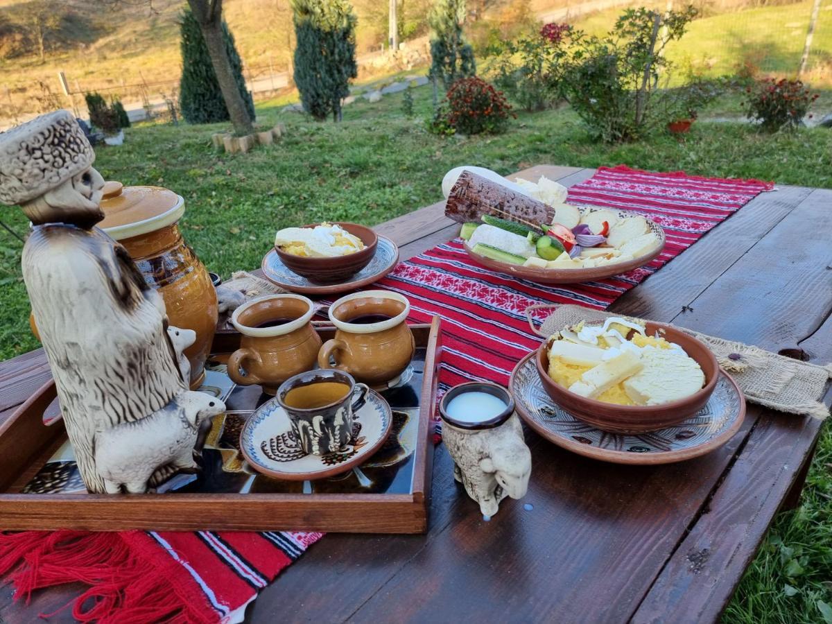 Langa Stana Hotel Curtea de Argeş Екстериор снимка