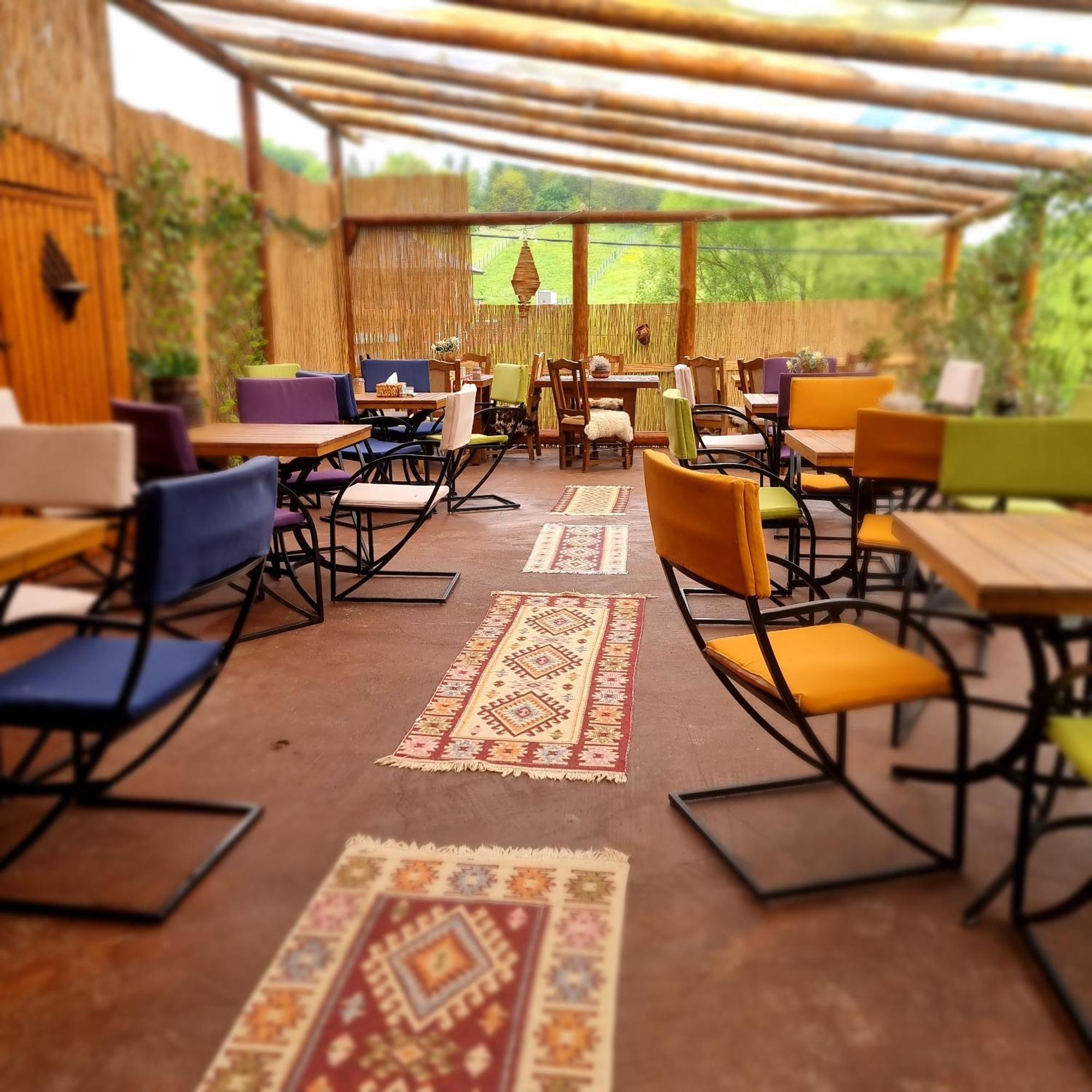Langa Stana Hotel Curtea de Argeş Екстериор снимка